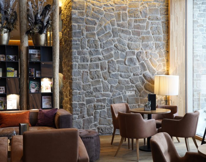 Qualità dell’aria e rivestimenti: la scelta consapevole per ambienti salubri