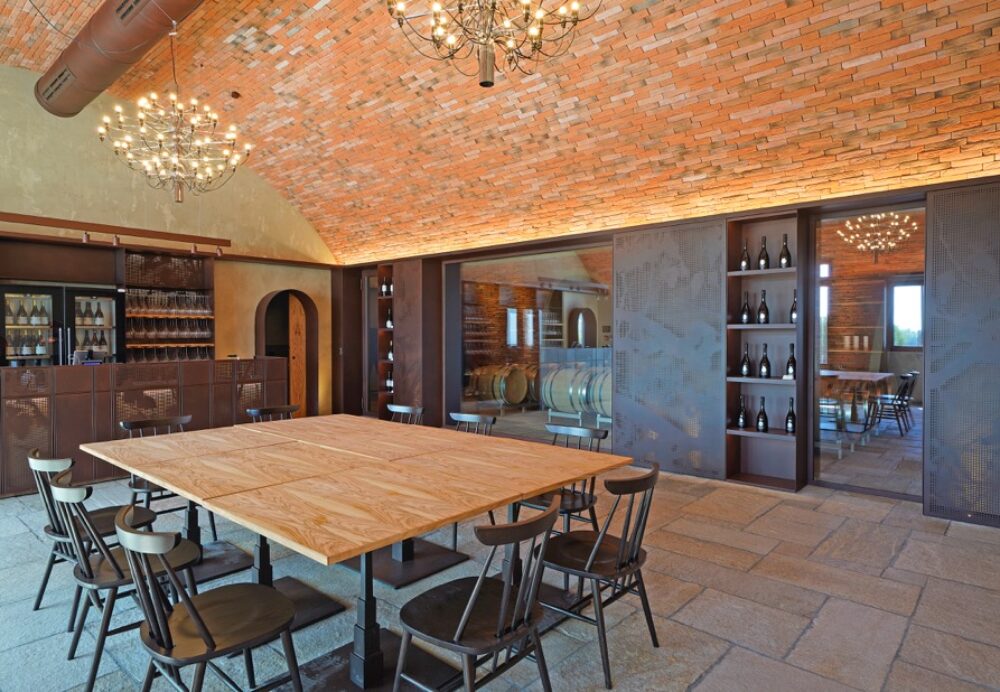 VILLE & CASALI Dicembre 2021 _ La cantina emozionale e sostenibile nata da un “sogno a Varignana”