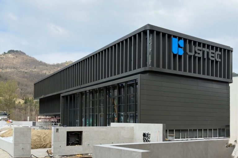 Rivestimento in pietra naturale rigenerata, Ortisei M92